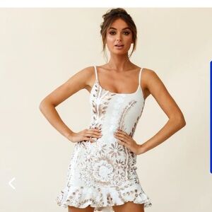 Selfie Leslie EMOJI SEQUIN EMBELLISHMENT BODYCON MINI DRESS WHITE